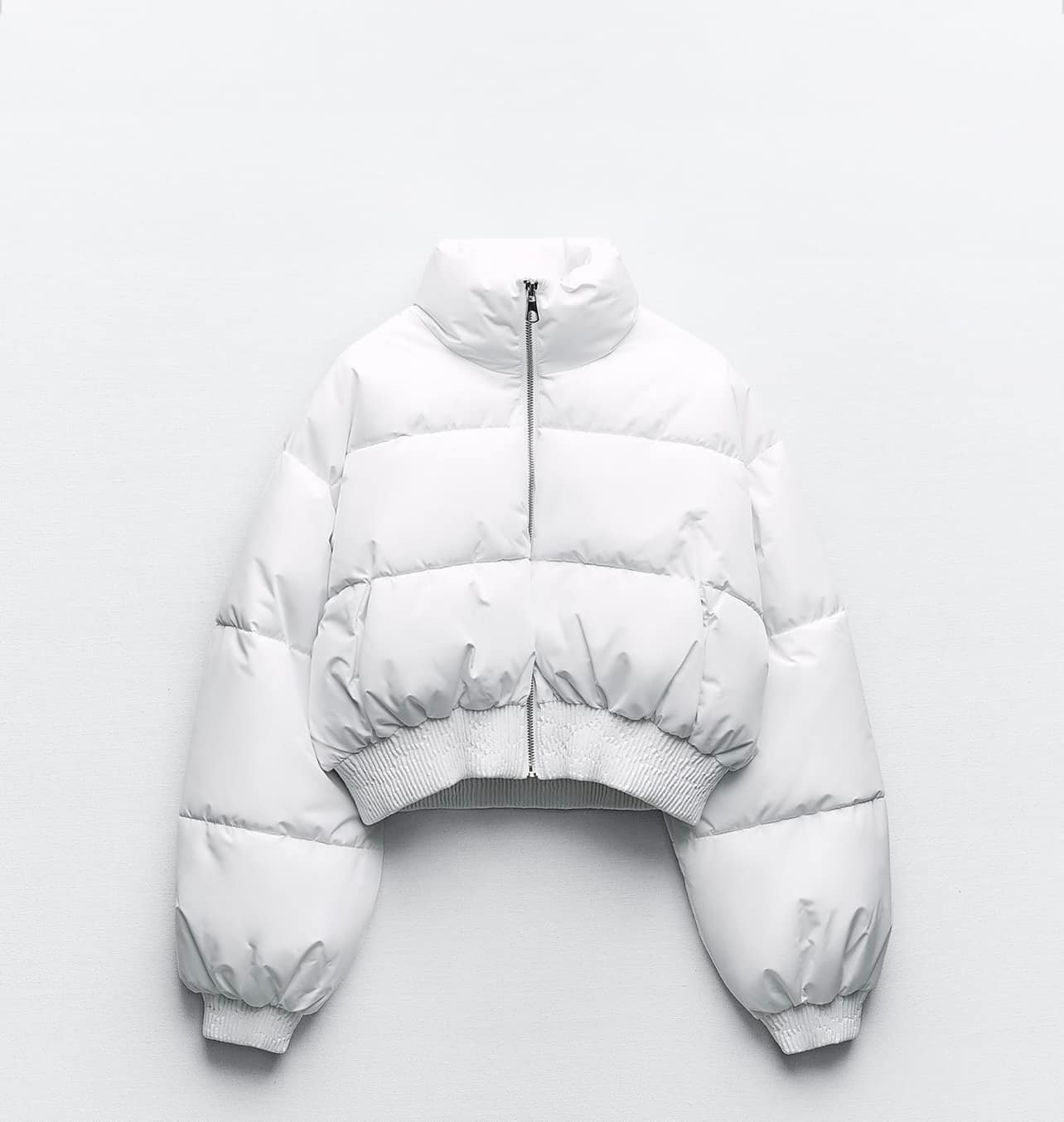 ZARA นวม crop ขาว